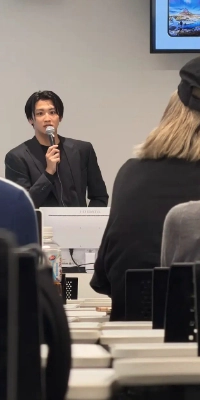 社内向けSNS活用研修会の開催｜年１回